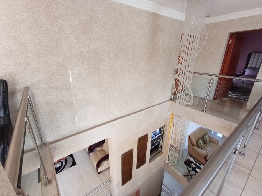 5 Bedroom Property for Sale in Xanadu Eco Park North West